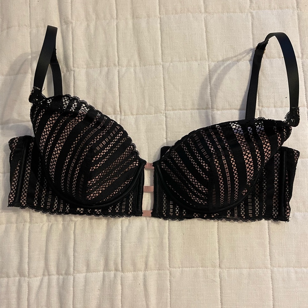 Victoria's Secret Black and Pink Lace Bra